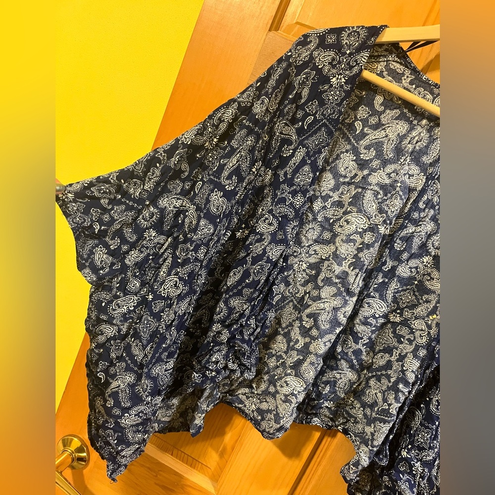 Forever 21 Short Sleeve Cardigan - Picture 4 of 4